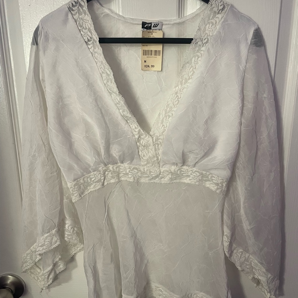 Elegant White V-Neck Sheer Top with Lace